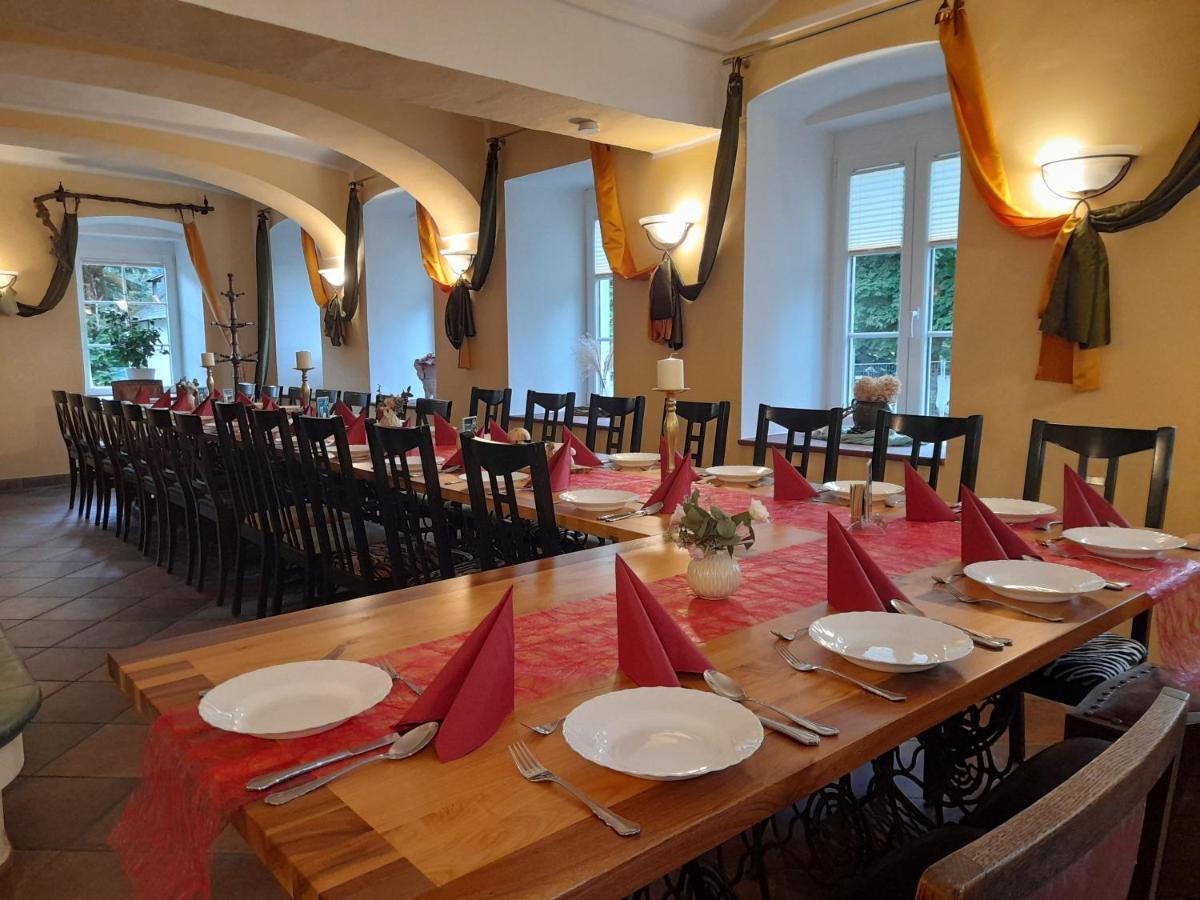 Gasthaus Zum Fuchs - Familie Andrae Hermagor-Pressegger See Extérieur photo